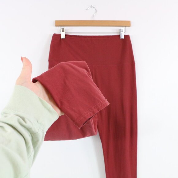 *Red Faux Suede Legging - Picture 5 of 6